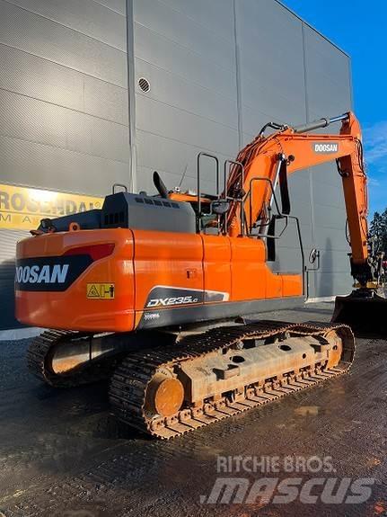 Doosan DX235LC-5 履带挖掘机