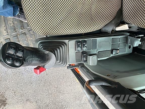 Doosan DX235LCR-5 履带挖掘机
