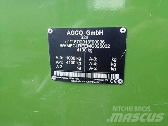 Fendt 12545 PRO. 料堆整形机