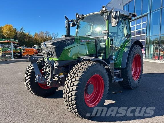 Fendt 211 Profi 拖拉机/农用车