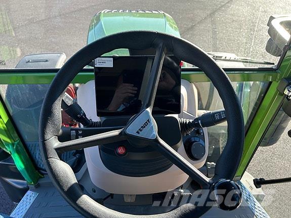 Fendt 211 Profi 拖拉机/农用车