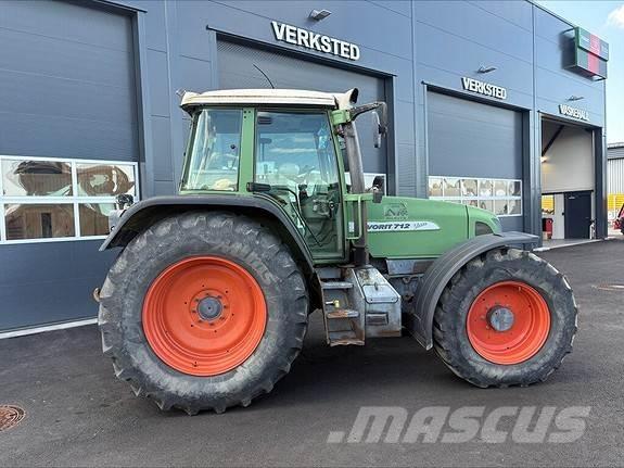 Fendt 712 Favorit 拖拉机/农用车