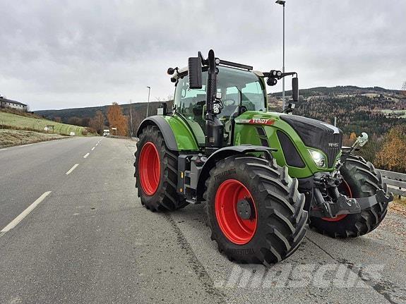 Fendt 724 拖拉机/农用车