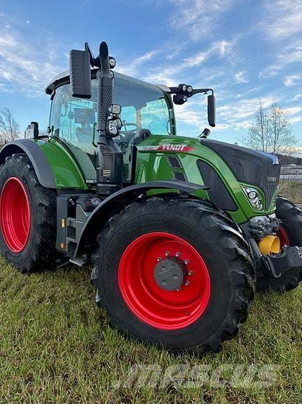 Fendt 724 Profi+ 拖拉机/农用车