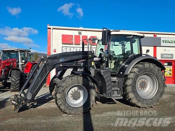 Fendt 724 S4 Profi 拖拉机/农用车
