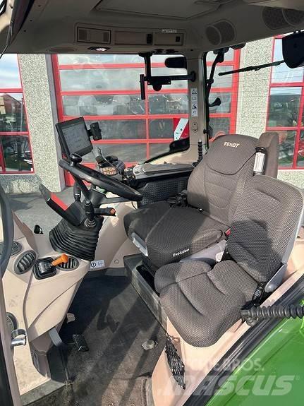 Fendt 724 VARIO 拖拉机/农用车