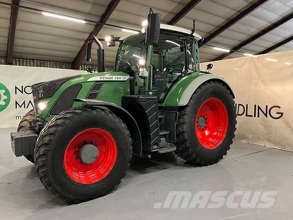 Fendt 724 Vario 拖拉机/农用车