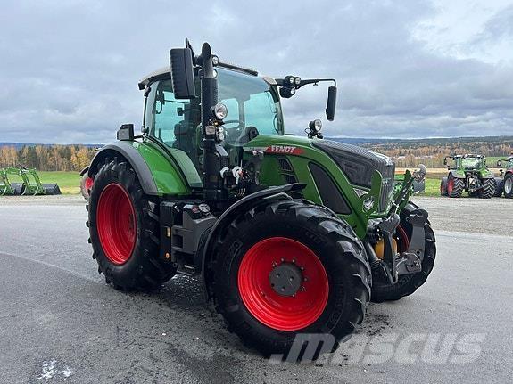 Fendt 724 VARIO 拖拉机/农用车