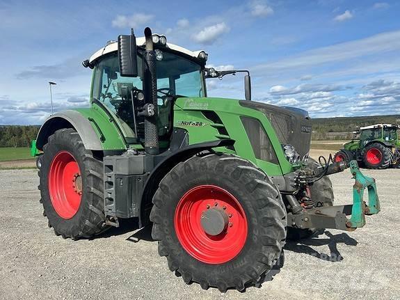 Fendt 828 Vario 拖拉机/农用车