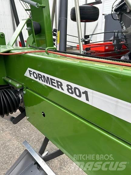 Fendt FORMER 801 料堆整形机