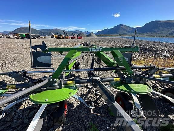 Fendt Lotus 770 料堆整形机