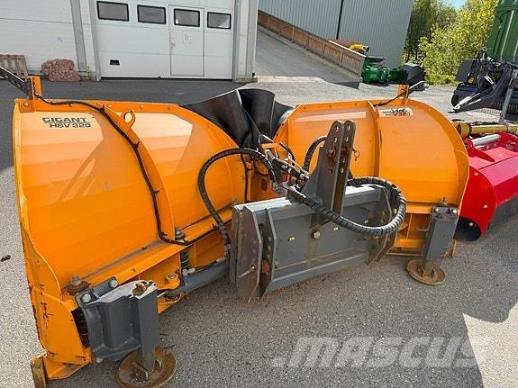 Gigant HSV-320 其他清扫车和扫雪车