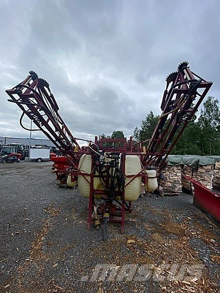Hardi LZY 800 自走式喷雾机