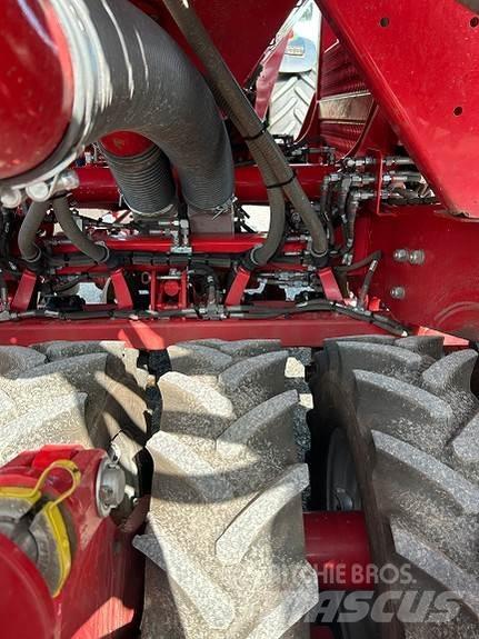 Horsch Pronto 6 DC 撒肥机