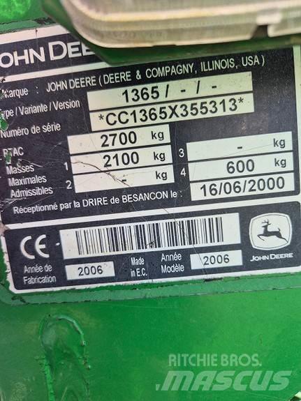 John Deere 1365 割草机