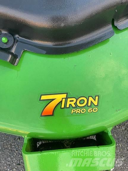 John Deere 1550 路面维护设备-其他