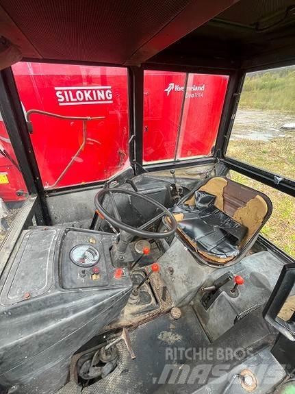 John Deere 2040 拖拉机/农用车