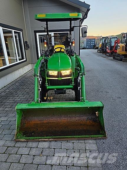 John Deere 3038E 拖拉机/农用车