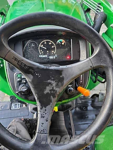 John Deere 3038E 拖拉机/农用车
