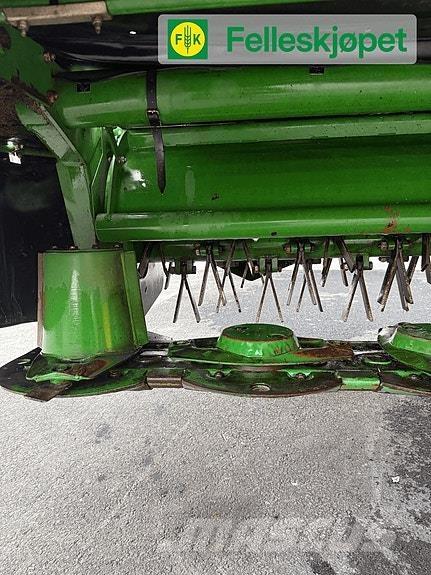John Deere 328A 其他收获机械