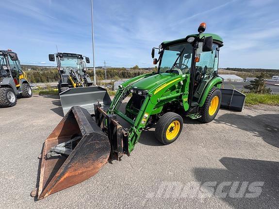 John Deere 3720 拖拉机/农用车