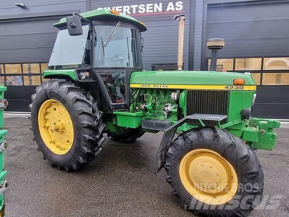 John Deere 4230 拖拉机/农用车