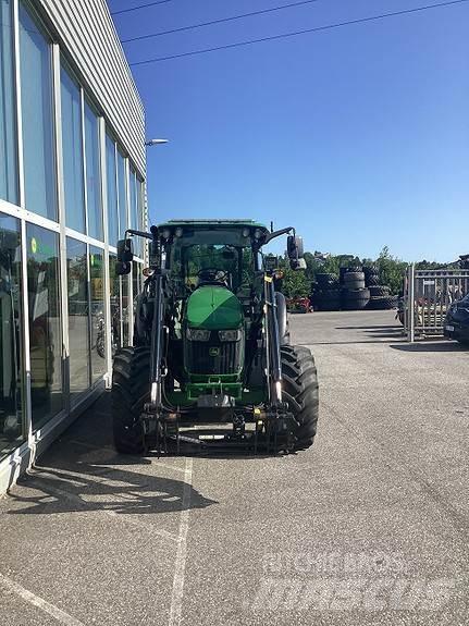John Deere 5100M 拖拉机/农用车