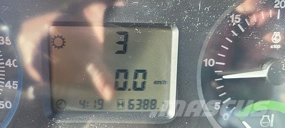 John Deere 5100R 拖拉机/农用车