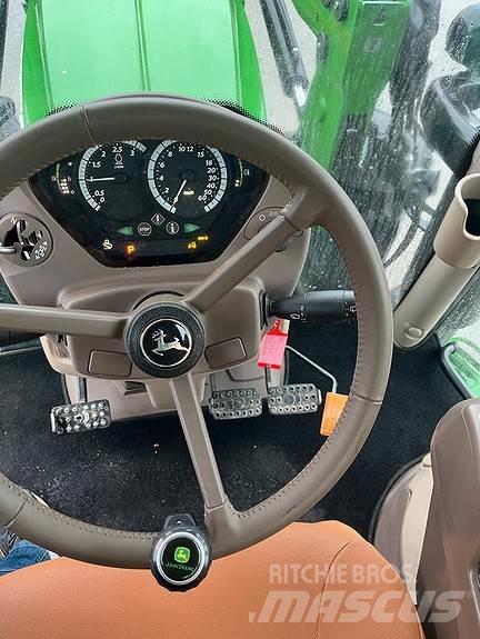 John Deere 6130R 拖拉机/农用车