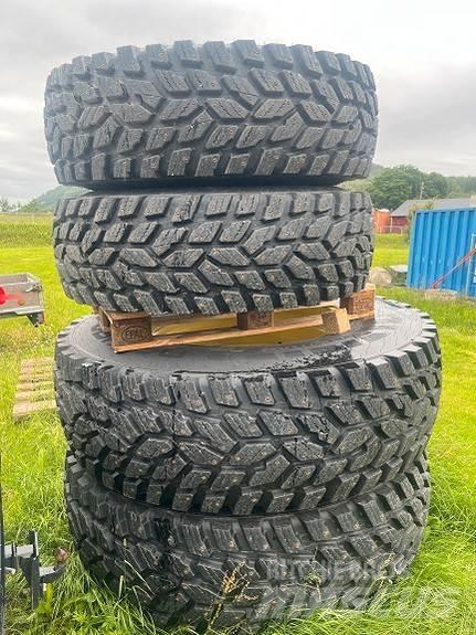 John Deere 6155R 拖拉机/农用车