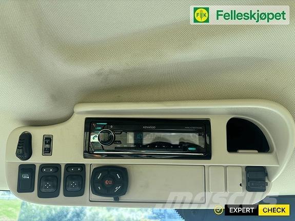 John Deere 6155R 拖拉机/农用车