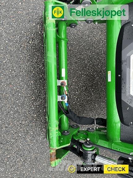 John Deere 6155R 拖拉机/农用车