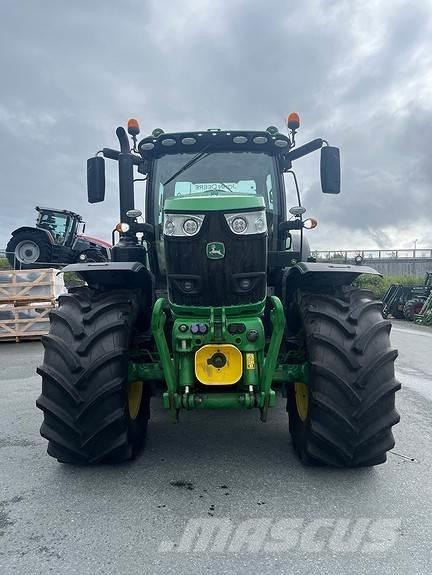John Deere 6215R 拖拉机/农用车