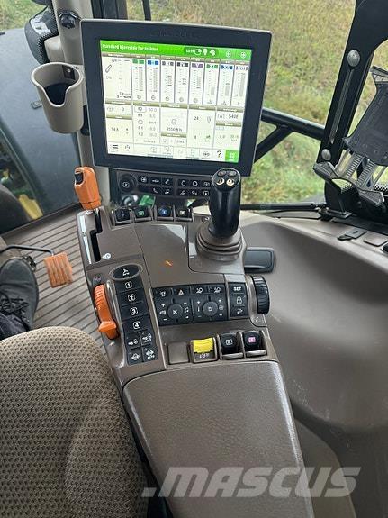 John Deere 6215R 拖拉机/农用车