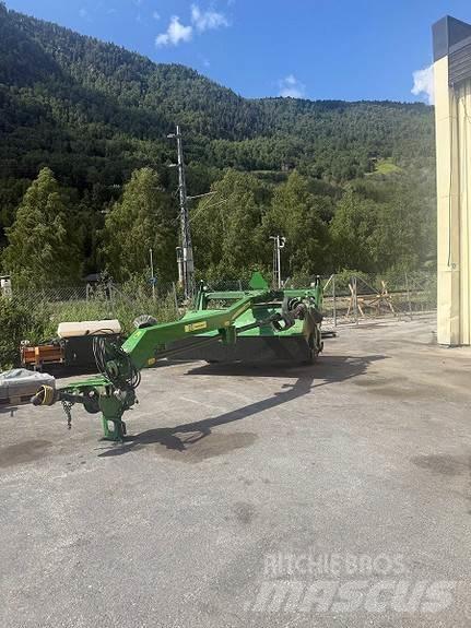 John Deere 630 其他收获机械