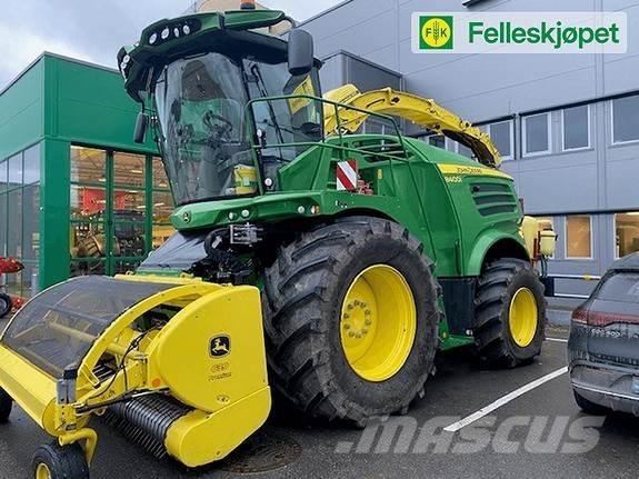 John Deere 8400 料堆整形机