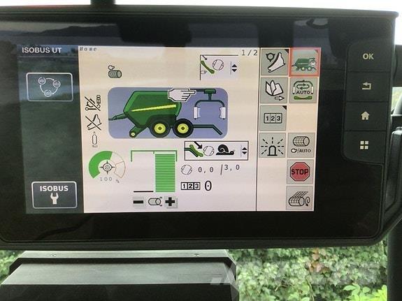 John Deere C441HR 圆捆打捆机