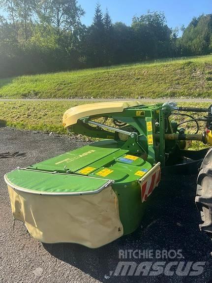 Krone EC F320 料堆整形机
