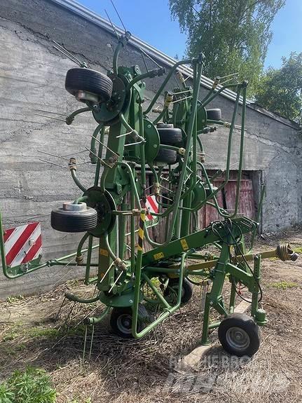Krone KW 8.82/8 料堆整形机