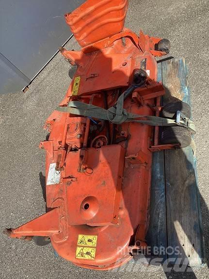 Kubota B2100 拖拉机/农用车