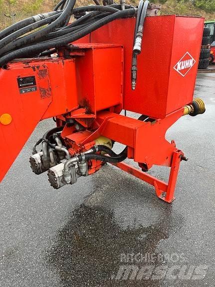 Kuhn GA 15021 料堆整形机