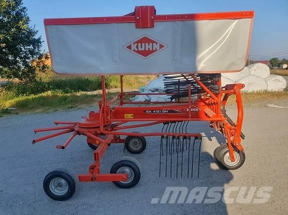 Kuhn GA 4121 GM 料堆整形机