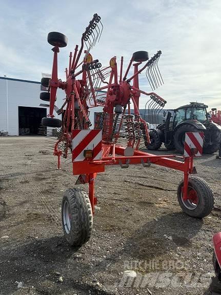 Kuhn GA7501 料堆整形机