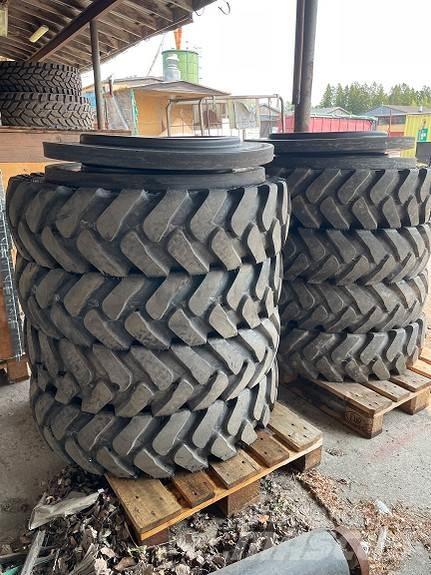 Kumho 10.00-20 轮胎、车轮、轮圈