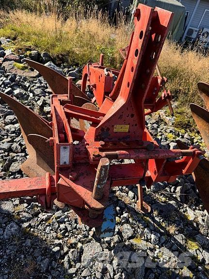 Kverneland 14 传统犁