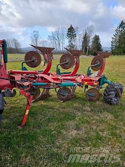 Kverneland 150S 双向犁