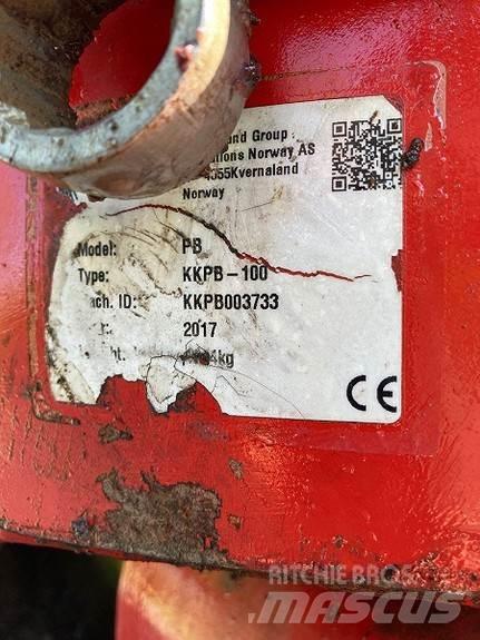 Kverneland PB-100 双向犁