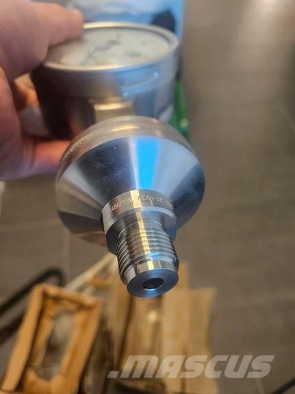  Manometer 矿物肥料撒播机