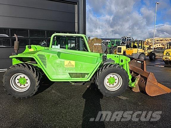 Merlo P26.6LPT 伸缩臂叉装车|叉装车