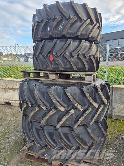 Mitas  轮胎、车轮、轮圈